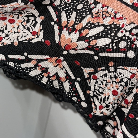 NWT beautiful women’s romper S - Picture 7 of 9